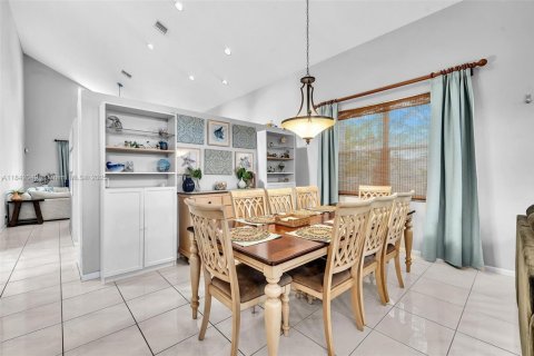 Casa en venta en Coral Springs, Florida, 5 dormitorios, 285.21 m2 № 1834367 - foto 10