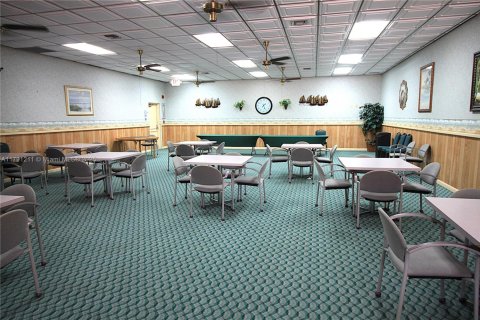 Condo in Pembroke Pines, Florida, 1 bedroom  № 1863485 - photo 30