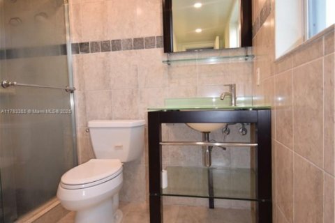 Condominio en venta en Pompano Beach, Florida, 2 dormitorios, 78.97 m2 № 1706414 - foto 5