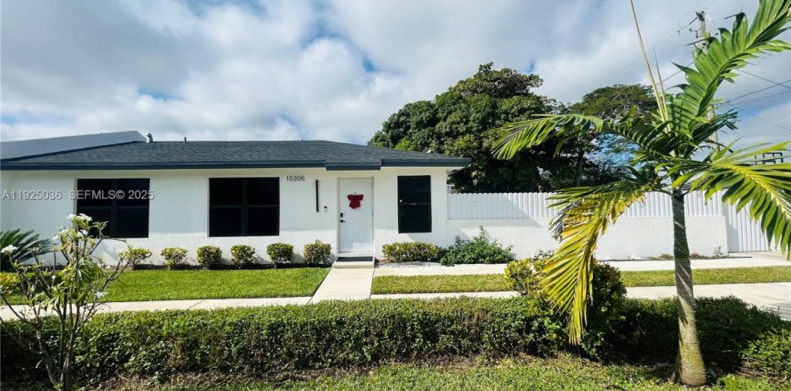 Casa en Miami, Florida 3 dormitorios, 92.81 m2 № 1984262