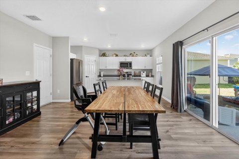 Villa ou maison à louer à Fish Hawk, Floride: 5 chambres, 231.61 m2 № 2407013 - photo 3