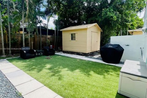 Casa en alquiler en North Miami Beach, Florida, 3 dormitorios, 131.36 m2 № 1940640 - foto 17