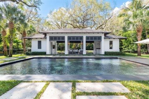 House in Miami, Florida 5 bedrooms, 590.12 sq.m. № 1730328 - photo 13
