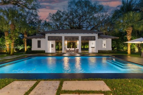 House in Miami, Florida 5 bedrooms, 590.12 sq.m. № 1730328 - photo 28