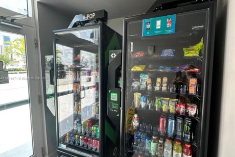 Copropriété à louer à Miami, Floride: 1 chambre, 68.19 m2 № 1971529 - photo 25