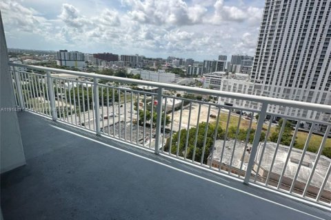 Copropriété à louer à Miami, Floride: 1 chambre, 68.19 m2 № 1971529 - photo 12