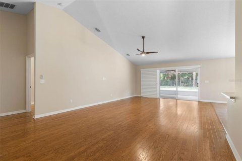 Casa en venta en Palm Coast, Florida, 4 dormitorios, 199.65 m2 № 1909837 - foto 7