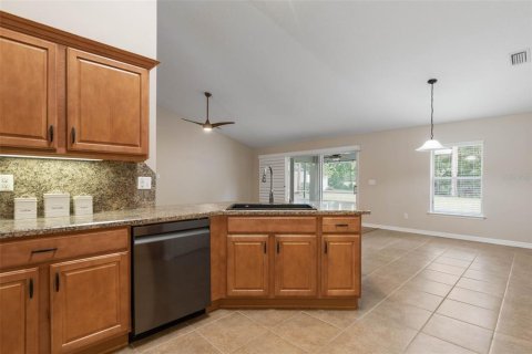 Casa en venta en Palm Coast, Florida, 4 dormitorios, 199.65 m2 № 1909837 - foto 16