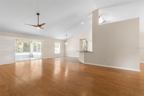 Casa en venta en Palm Coast, Florida, 4 dormitorios, 199.65 m2 № 1909837 - foto 8