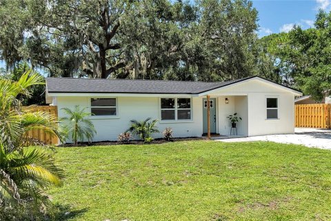 Casa en venta en Sarasota, Florida, 3 dormitorios, 89.46 m2 № 1803200 - foto 2