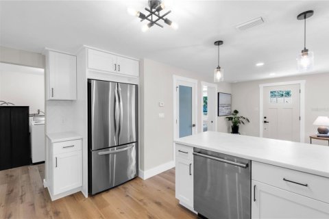 Casa en venta en Sarasota, Florida, 3 dormitorios, 89.46 m2 № 1803200 - foto 15