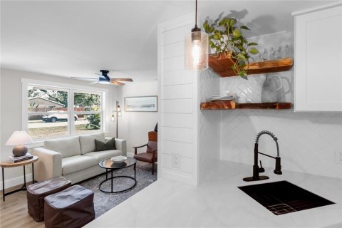 Casa en venta en Sarasota, Florida, 3 dormitorios, 89.46 m2 № 1803200 - foto 14