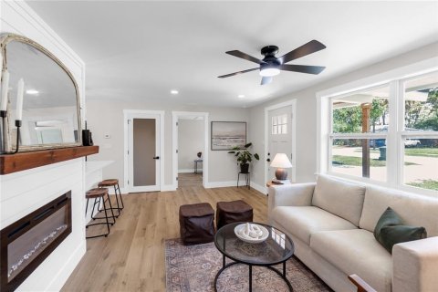 Casa en venta en Sarasota, Florida, 3 dormitorios, 89.46 m2 № 1803200 - foto 7