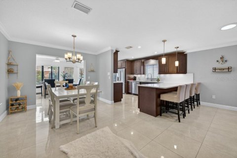 Casa en venta en Palm Coast, Florida, 4 dormitorios, 233.37 m2 № 2208350 - foto 8