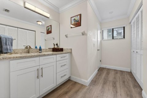 Casa en venta en Palm Coast, Florida, 4 dormitorios, 233.37 m2 № 2208350 - foto 16