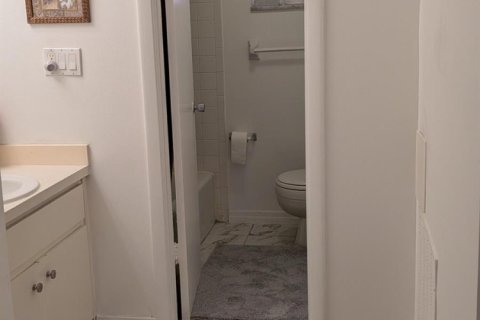 Condominio en venta en Vero Beach, Florida, 1 dormitorio, 86.58 m2 № 2240082 - foto 10