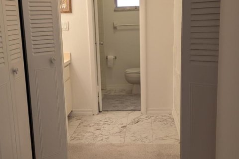 Condominio en venta en Vero Beach, Florida, 1 dormitorio, 86.58 m2 № 2240082 - foto 11