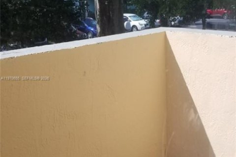 Снять в аренду кондоминиум в Майами, Флорида 1 спальня, 82.5м2, № 2042304 - фото 14