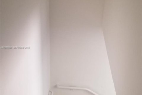 Снять в аренду кондоминиум в Майами, Флорида 1 спальня, 82.5м2, № 2042304 - фото 6