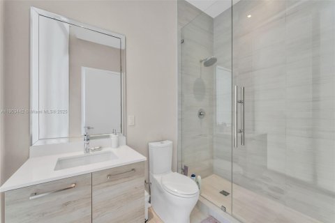 Condominio en alquiler en Aventura, Florida, 6 dormitorios, 575.99 m2 № 1954408 - foto 23