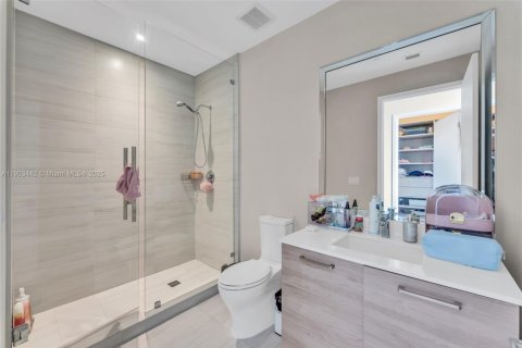 Condominio en alquiler en Aventura, Florida, 6 dormitorios, 575.99 m2 № 1954408 - foto 14