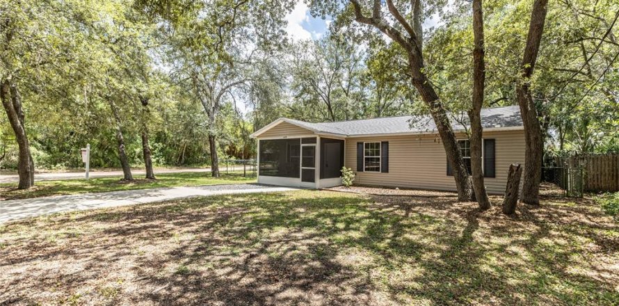 Villa ou maison à Lady Lake, Floride 3 chambres, 104.05 m2 № 2092245
