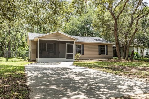 Villa ou maison à vendre à Lady Lake, Floride: 3 chambres, 104.05 m2 № 2092245 - photo 2