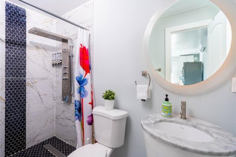 Villa ou maison à vendre à Miami Gardens, Floride: 4 chambres, 124.86 m2 № 1975257 - photo 12