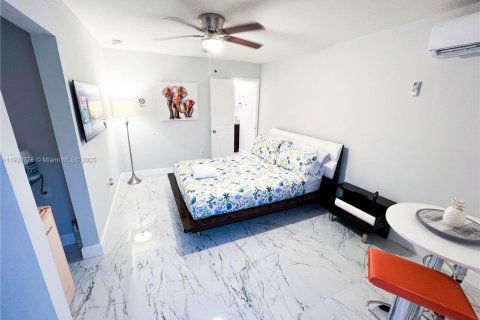 Villa ou maison à vendre à Miami Gardens, Floride: 4 chambres, 124.86 m2 № 1975257 - photo 18