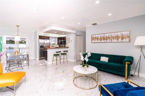 Villa ou maison à vendre à Miami Gardens, Floride: 4 chambres, 124.86 m2 № 1975257 - photo 8