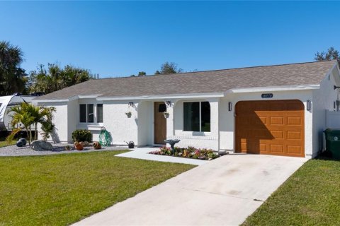 House in Port Charlotte, Florida 3 bedrooms, 86.68 sq.m. № 1524335 - photo 3