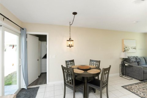 House in Port Charlotte, Florida 3 bedrooms, 86.68 sq.m. № 1524335 - photo 17