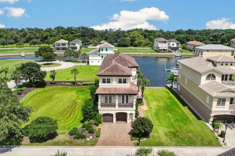 Casa en venta en Palm Coast, Florida, 4 dormitorios, 546.64 m2 № 2318542 - foto 7