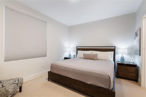 Condo in Sarasota, Florida, 1 bedroom  № 1853875 - photo 22