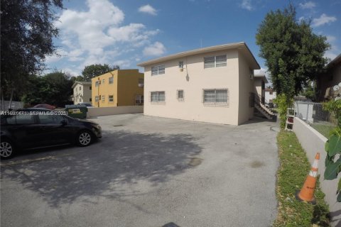 Apartamento en alquiler en Miami, Florida, 2 dormitorios, 69.68 m2 № 1990114 - foto 20