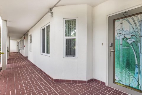 Condo in Coconut Creek, Florida, 2 bedrooms  № 2246750 - photo 6