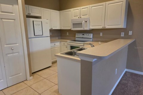 Townhouse in Poinciana, Florida 2 bedrooms, 85.75 sq.m. № 2394105 - photo 7