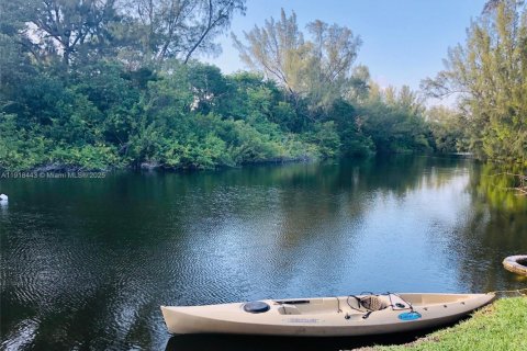 Снять в аренду кондоминиум в Форт-Лодердейл, Флорида 2 спальни, 74.32м2, № 1973099 - фото 11