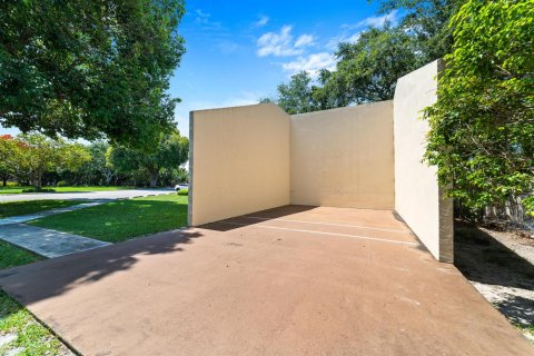 Touwnhouse à vendre à Boca Raton, Floride: 2 chambres, 125.79 m2 № 2387873 - photo 26