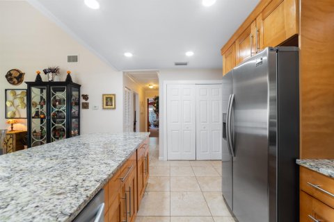 Touwnhouse à vendre à Boca Raton, Floride: 2 chambres, 125.79 m2 № 2387873 - photo 11