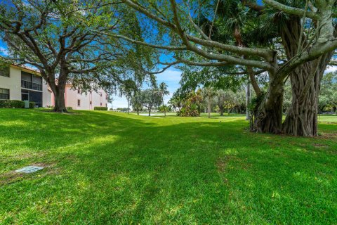 Touwnhouse à vendre à Boca Raton, Floride: 2 chambres, 125.79 m2 № 2387873 - photo 19