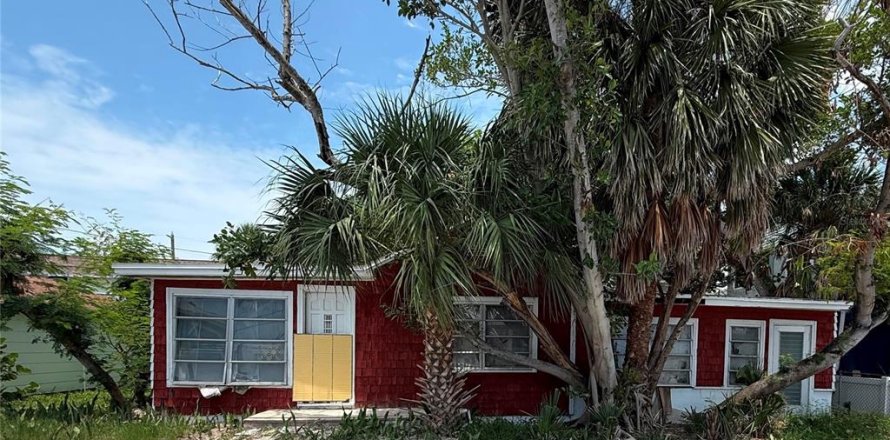 Casa en Treasure Island, Florida 3 dormitorios, 98.1 m2 № 2122452