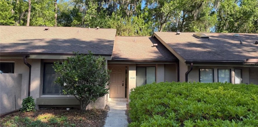 Townhouse in Gainesville, Florida 2 bedrooms, 97.08 sq.m. № 2201577
