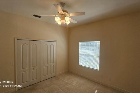House in Ormond Beach, Florida 4 bedrooms, 271.37 sq.m. № 2230307 - photo 15