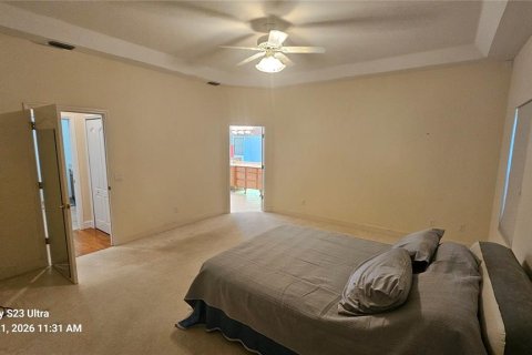 House in Ormond Beach, Florida 4 bedrooms, 271.37 sq.m. № 2230307 - photo 25