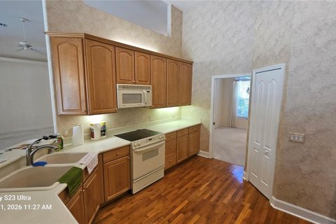 House in Ormond Beach, Florida 4 bedrooms, 271.37 sq.m. № 2230307 - photo 10