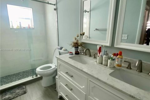 Villa ou maison à vendre à Boynton Beach, Floride: 3 chambres, 122.82 m2 № 2368313 - photo 8