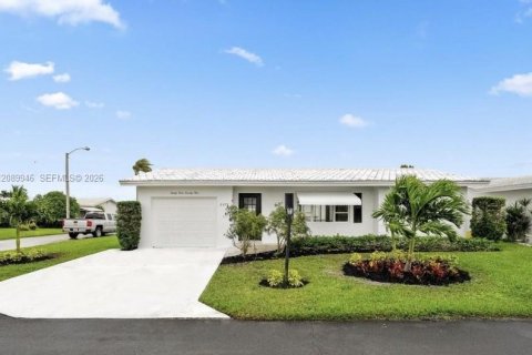 Villa ou maison à vendre à Boynton Beach, Floride: 3 chambres, 122.82 m2 № 2368313 - photo 3