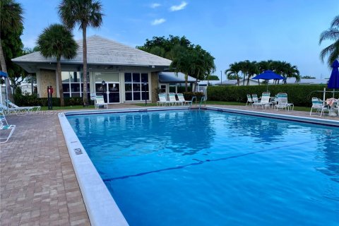 Villa ou maison à vendre à Boynton Beach, Floride: 3 chambres, 122.82 m2 № 2368313 - photo 12