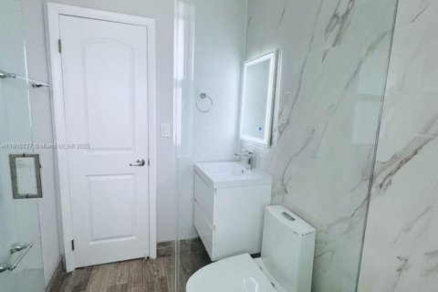 House in Miami Gardens, Florida 3 bedrooms, 94.02 sq.m. № 1963220 - photo 16